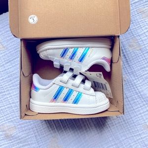 Brand new in box adidas superstar CF1